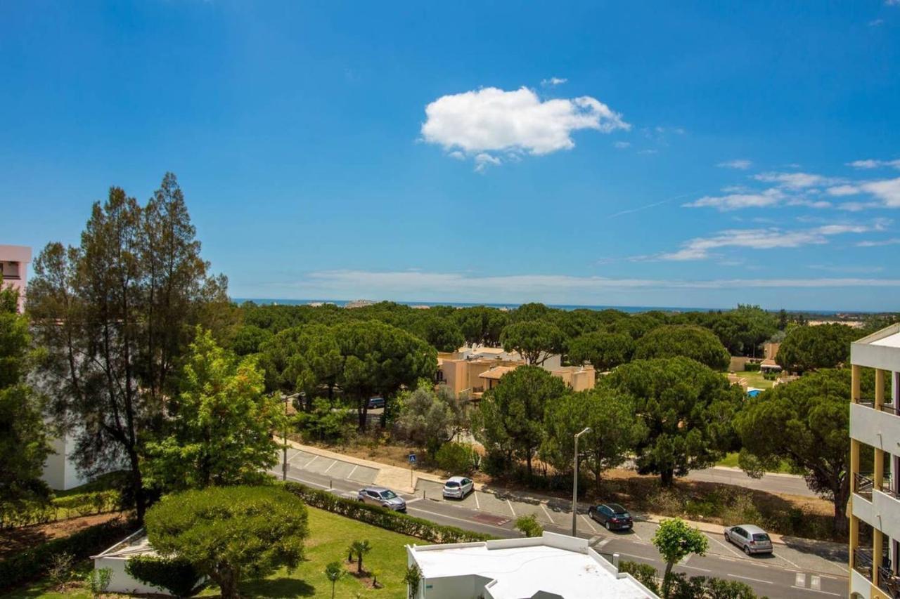 Modern Top Floor Apartment 60M2 - Balcony With Pool & Sea View - Vilamoura Bagian luar foto