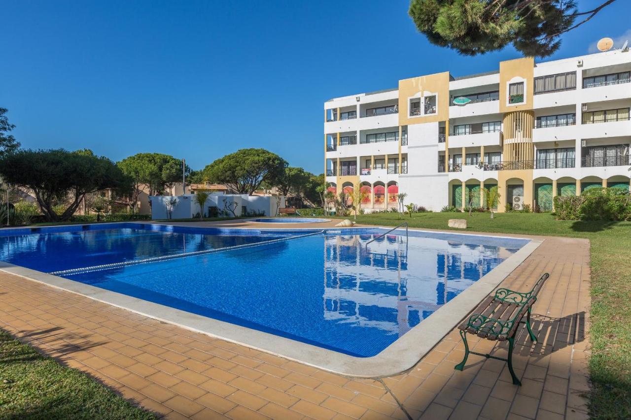 Modern Top Floor Apartment 60M2 - Balcony With Pool & Sea View - Vilamoura Bagian luar foto